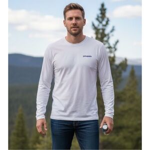 Patagonia Men's Long Sleeve White Tee
